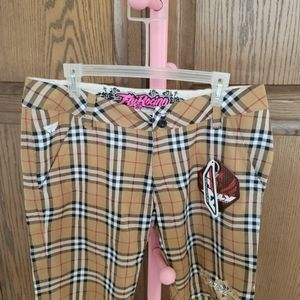 Very trendy women's shorts